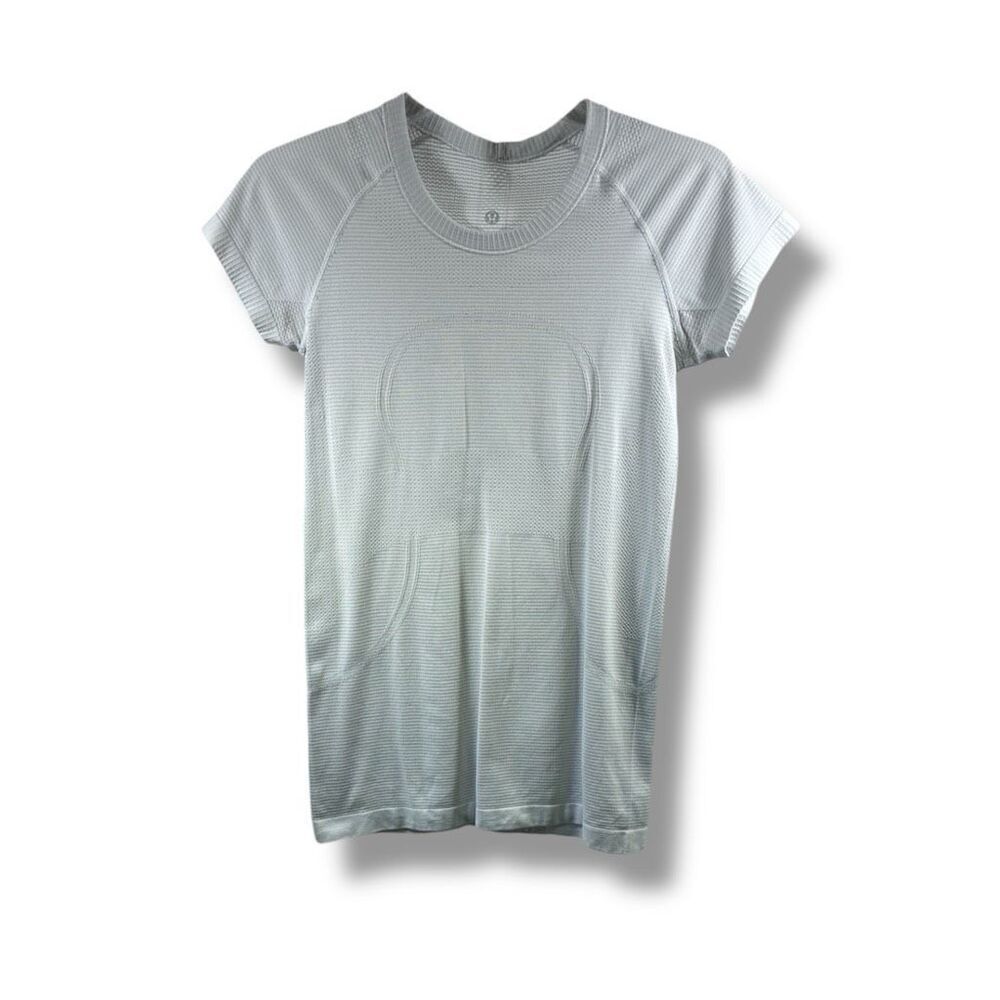 Lululemon Short Sleeve Swiftly Tech in White Size 6